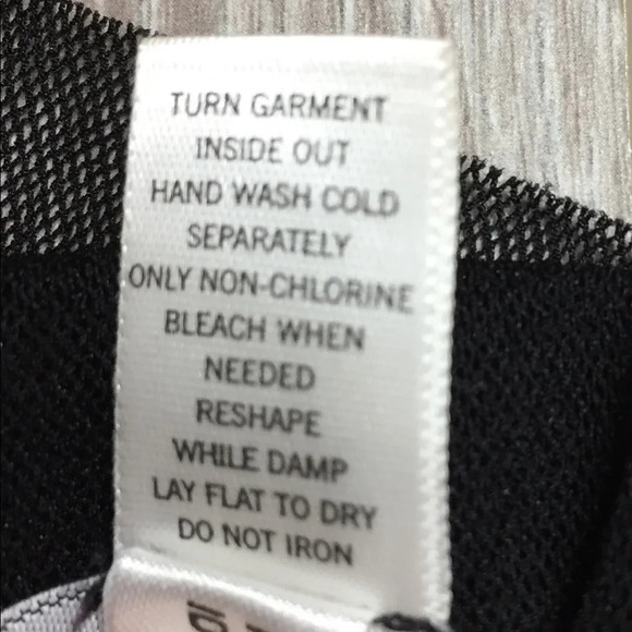 Express black tiered halter top with brass chain S - Picture 9 of 9